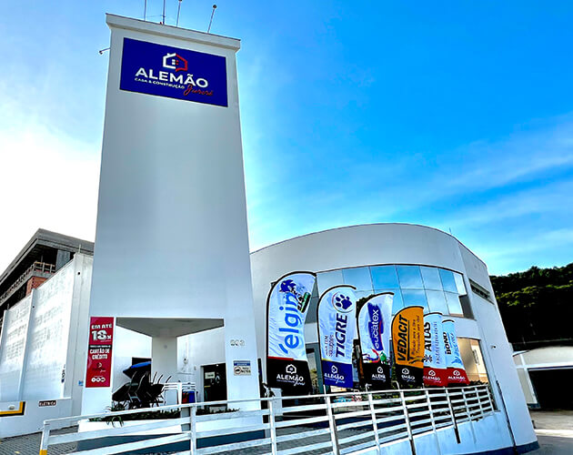 Fachada da loja Alemão Casa & Construção Jurerê